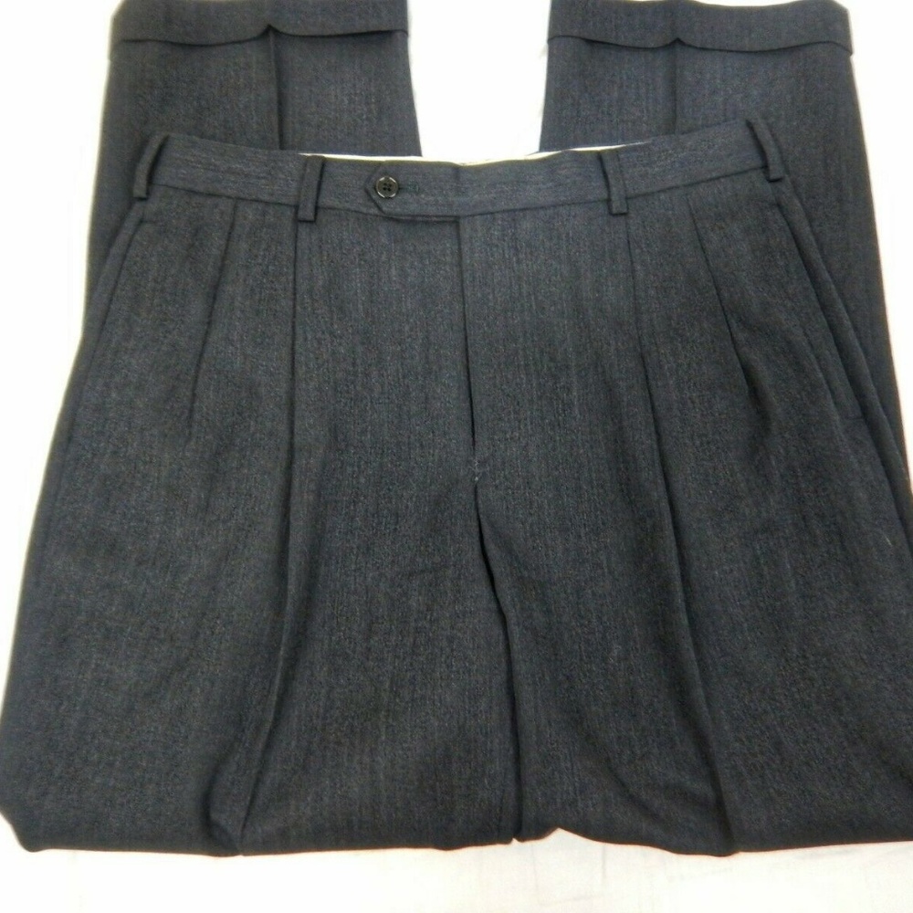 Brooks Brothers Gray Pleated  Dress Pants 34 x 30
